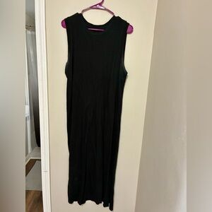 Universal Thread Classic Black Dress